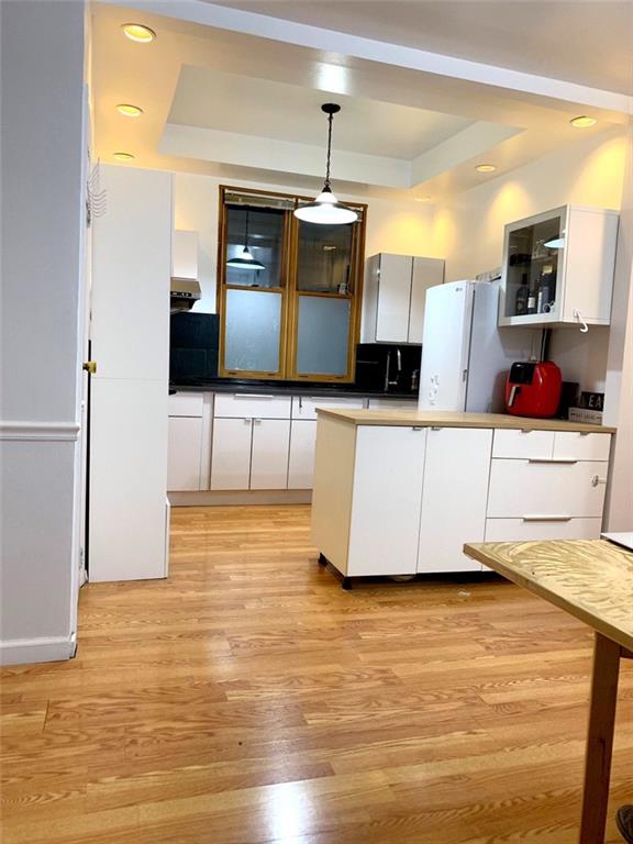 93-09 43rd Avenue Elmhurst Elmhurst NY 11373