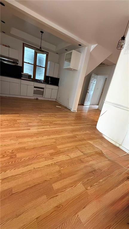 93-09 43rd Avenue Elmhurst Elmhurst NY 11373