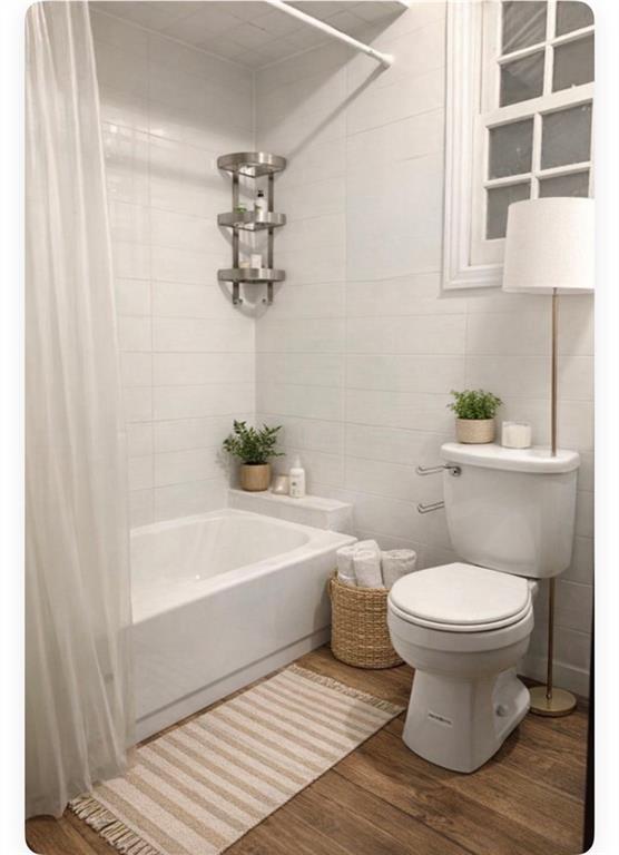 93-09 43rd Avenue Elmhurst Elmhurst NY 11373