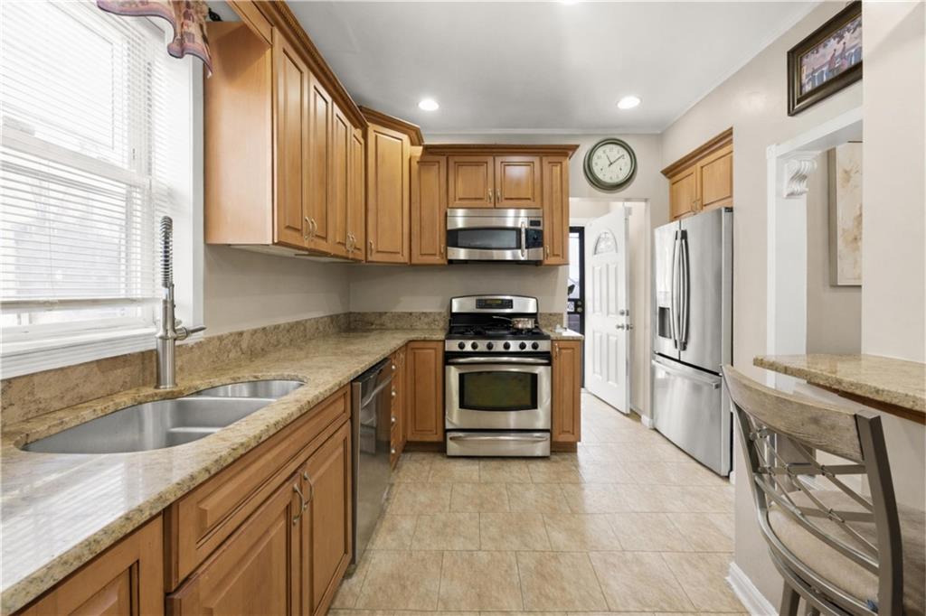 11569 Farmers Boulevard Saint Albans Queens NY 11412