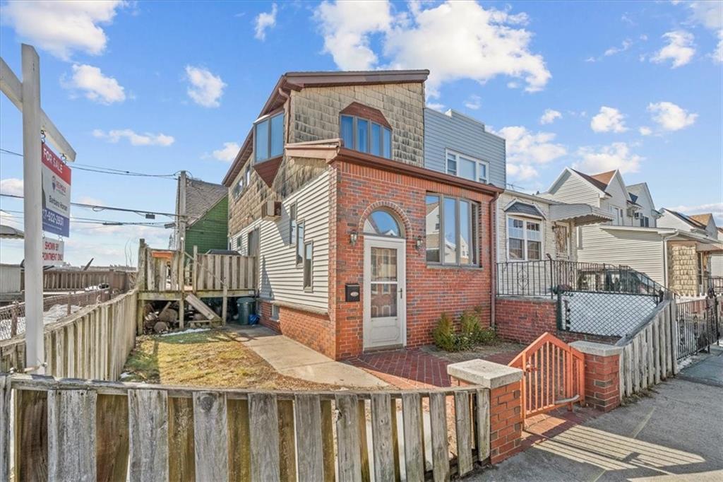 81 Dictum Ct. Gerritsen Beach Brooklyn NY 11229