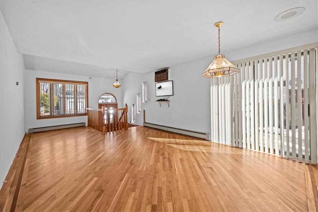 81 Dictum Ct. Gerritsen Beach Brooklyn NY 11229