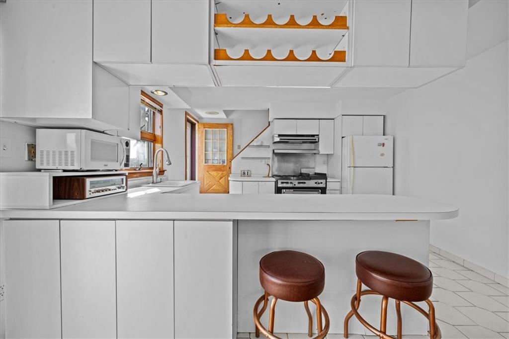 81 Dictum Ct. Gerritsen Beach Brooklyn NY 11229