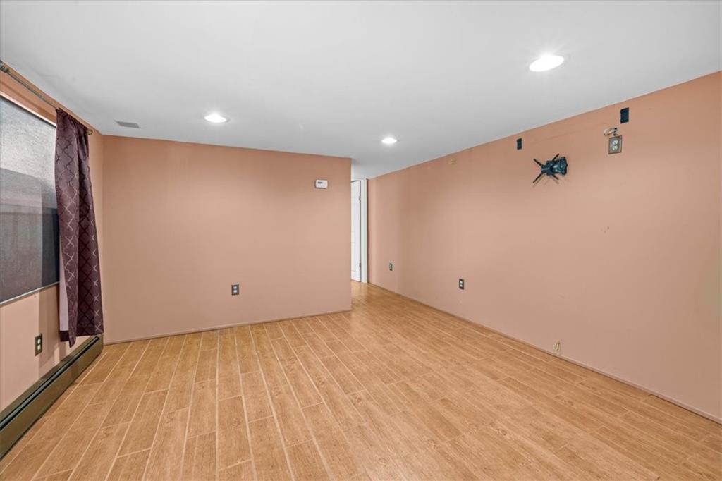 81 Dictum Ct. Gerritsen Beach Brooklyn NY 11229