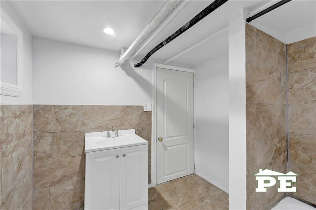 4204 Avenue I East Flatbush Brooklyn NY 11210