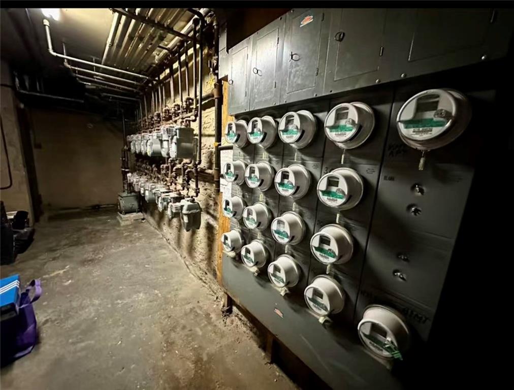 5313 6th Avenue Sunset Park Brooklyn NY 11220