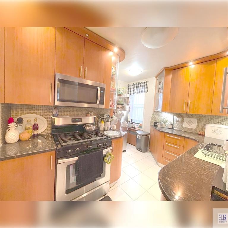 3021 Avenue Z Sheepshead Bay Brooklyn NY 11235