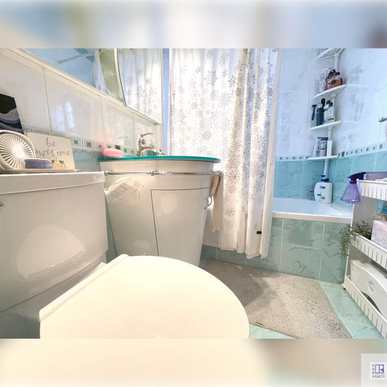 3021 Avenue Z Sheepshead Bay Brooklyn NY 11235