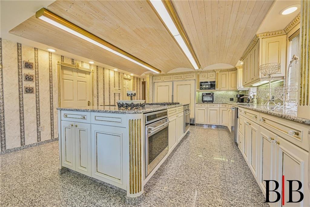 2017 East 74th Street Bergen Beach Brooklyn NY 11234