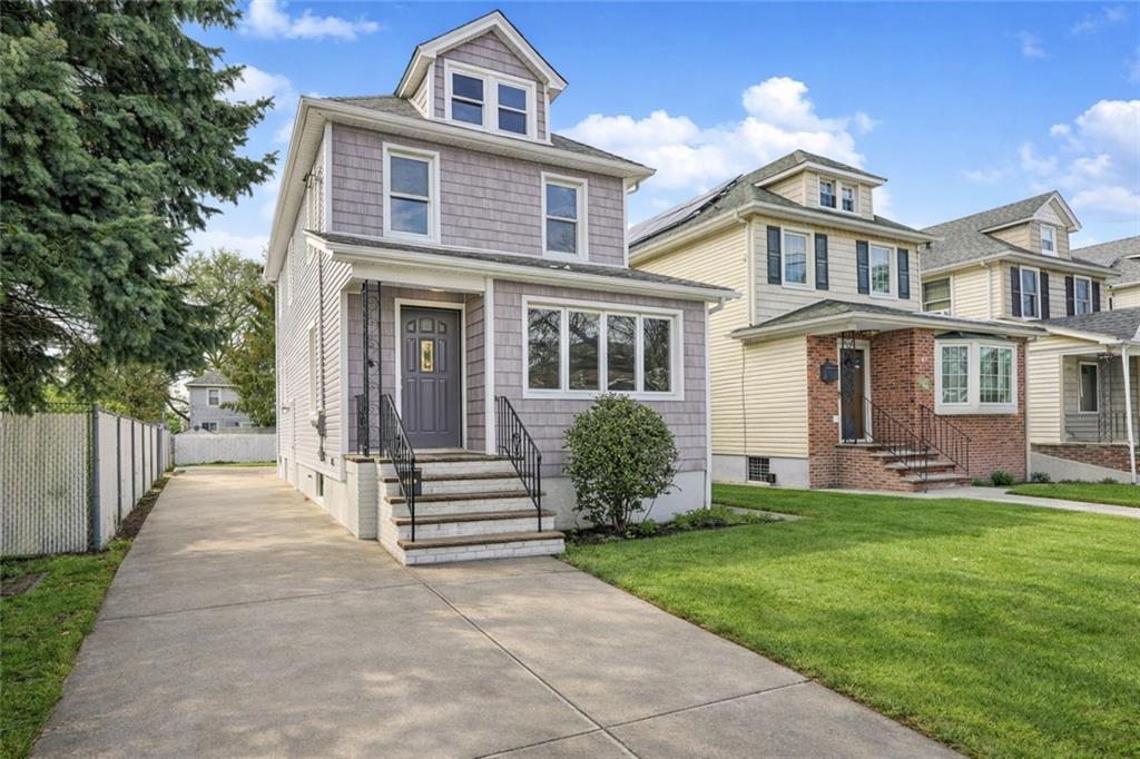 332 Willowbrook Road Westerleigh Staten Island NY 10314