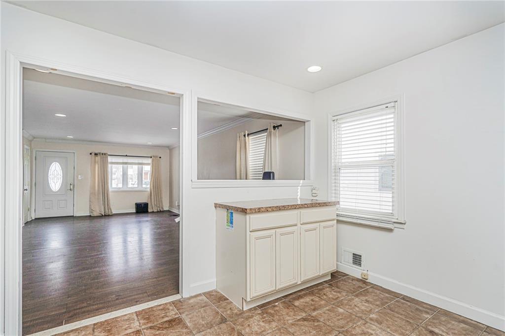 310 Chesterton Avenue Oakwood Staten Island NY 10306