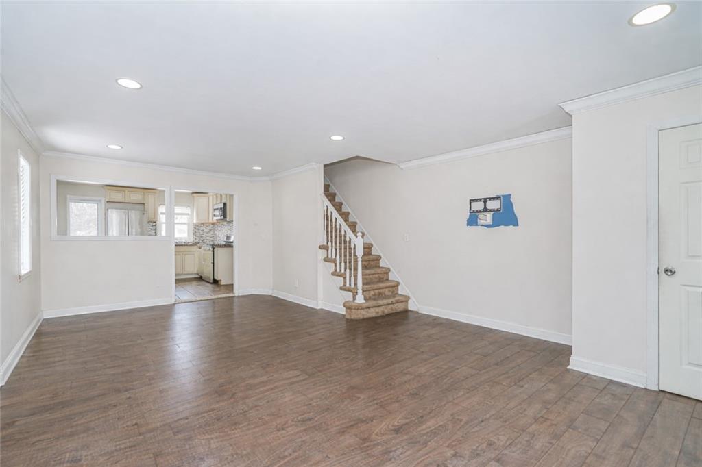 310 Chesterton Avenue Oakwood Staten Island NY 10306