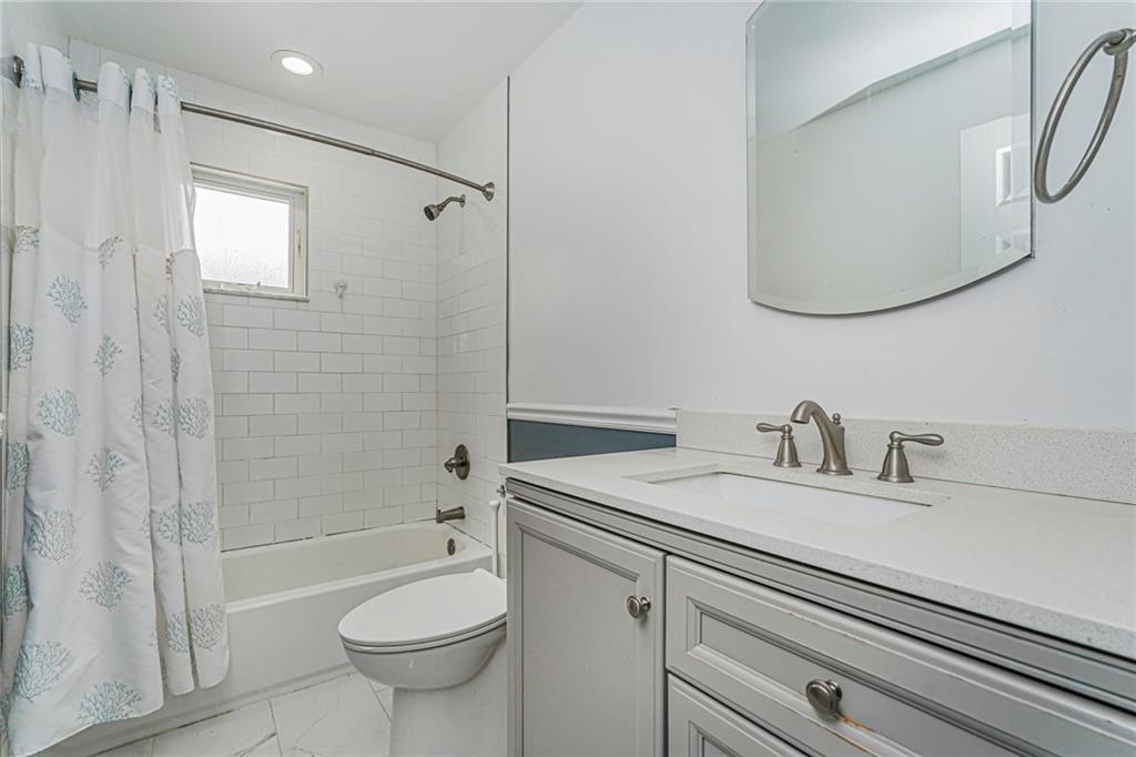 310 Chesterton Avenue Oakwood Staten Island NY 10306