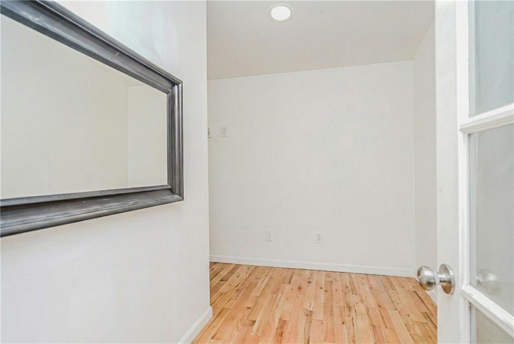 5 Milbank Road Oakwood Staten Island NY 10306