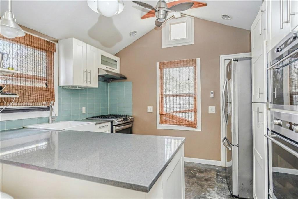 5 Milbank Road Oakwood Staten Island NY 10306