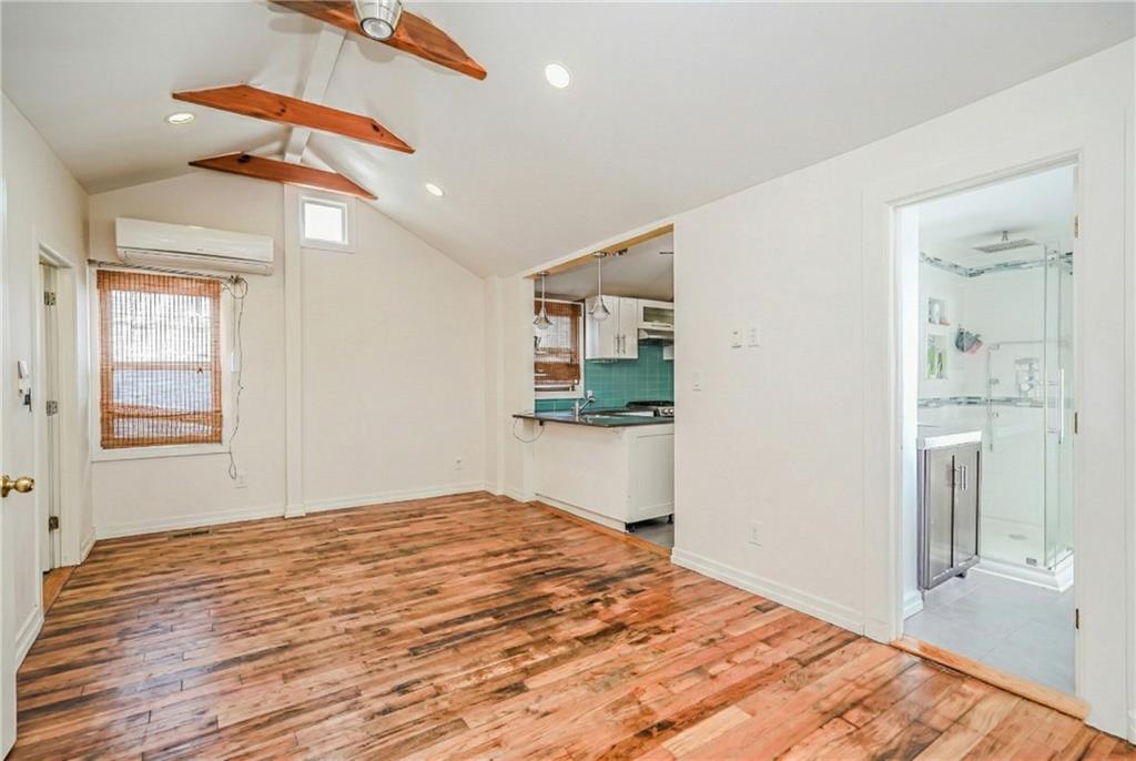 5 Milbank Road Oakwood Staten Island NY 10306