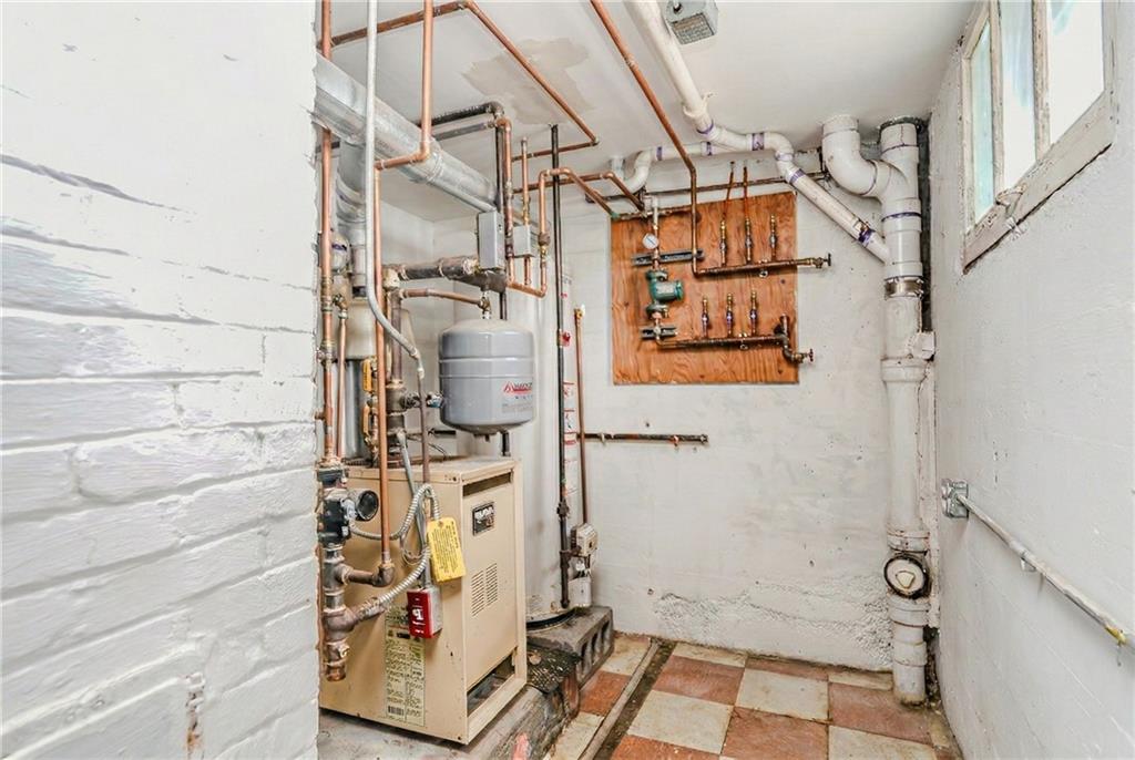 5 Milbank Road Oakwood Staten Island NY 10306