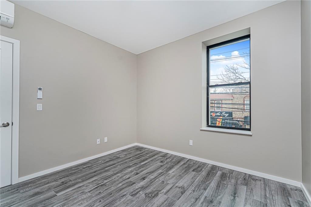 1230 Bay Street Rosebank Staten Island NY 10305