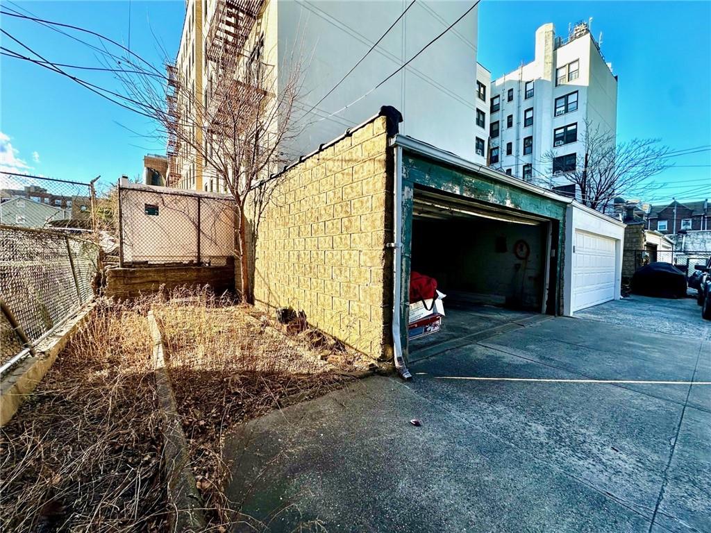 9518 Fort Hamilton Parkway Bay Ridge Brooklyn NY 11209