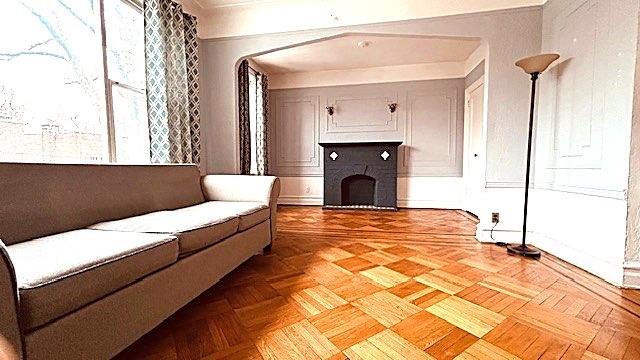 26 Parrott Place Bensonhurst Brooklyn NY 11228