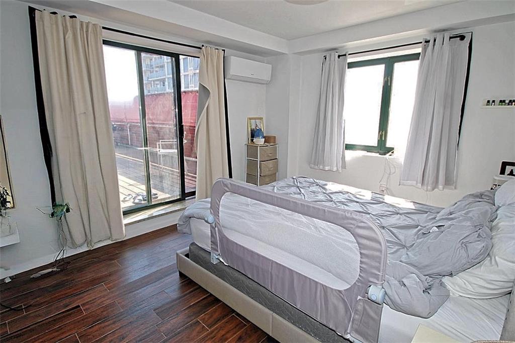 2570 East 17th Street Sheepshead Bay Brooklyn NY 11235