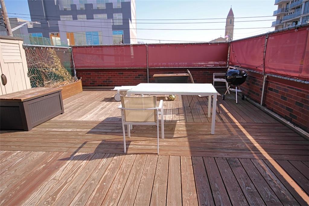 2570 East 17th Street Sheepshead Bay Brooklyn NY 11235