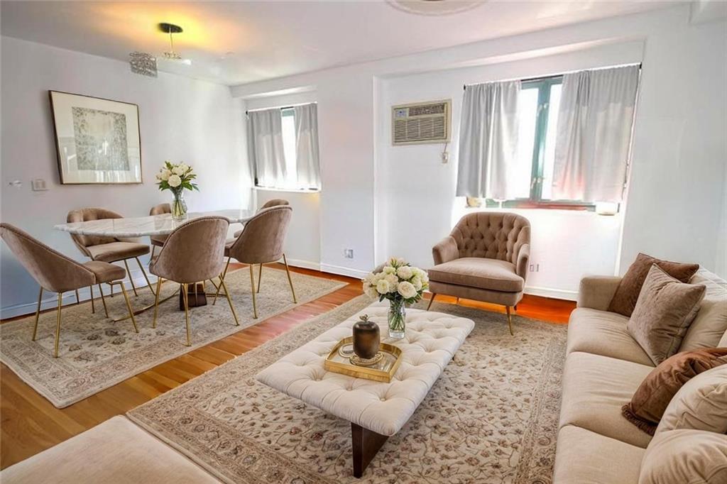 2570 East 17th Street Sheepshead Bay Brooklyn NY 11235