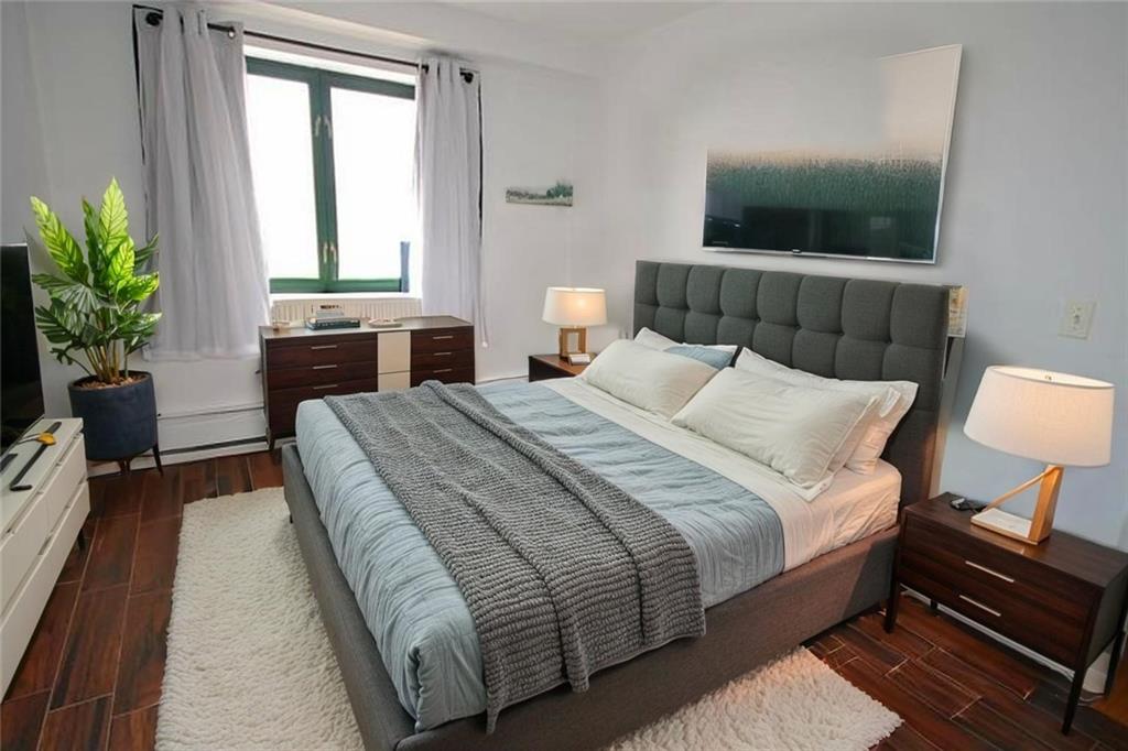 2570 East 17th Street Sheepshead Bay Brooklyn NY 11235