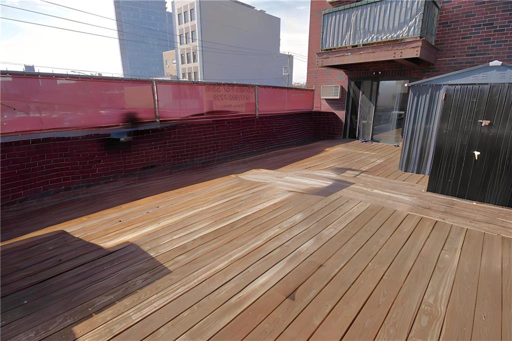 2570 East 17th Street Sheepshead Bay Brooklyn NY 11235