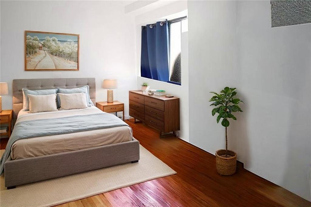 2570 East 17th Street Sheepshead Bay Brooklyn NY 11235