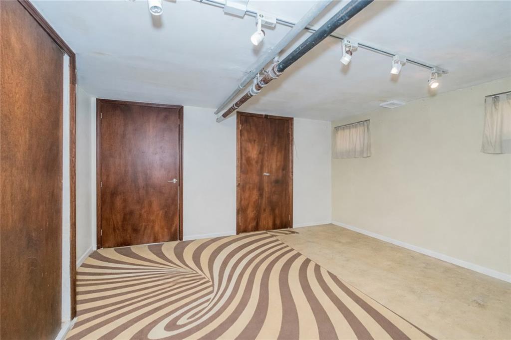 1513 Brooklyn Avenue East Flatbush Brooklyn NY 11210