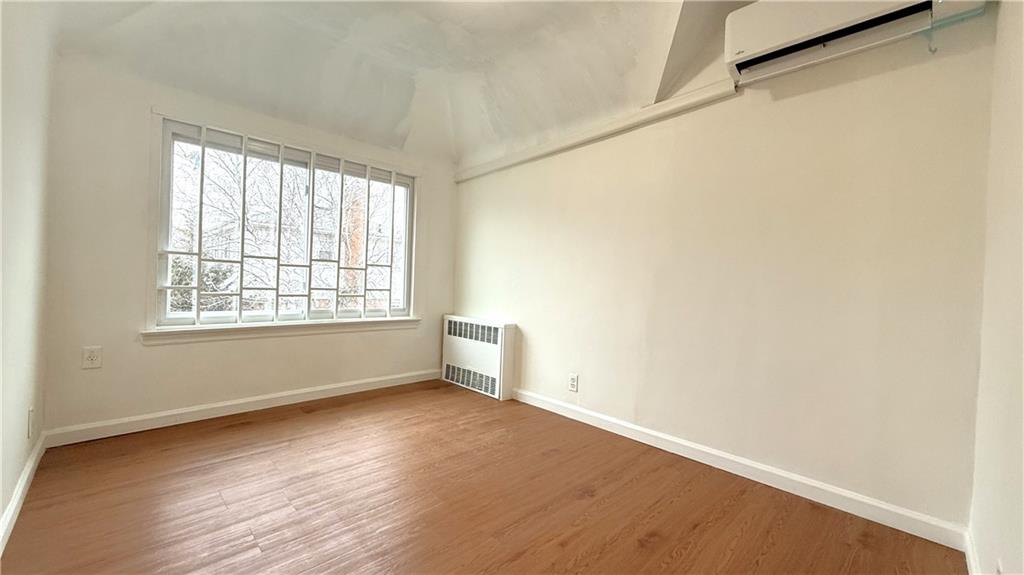 28-16 210 Place Bayside Bayside NY 11360