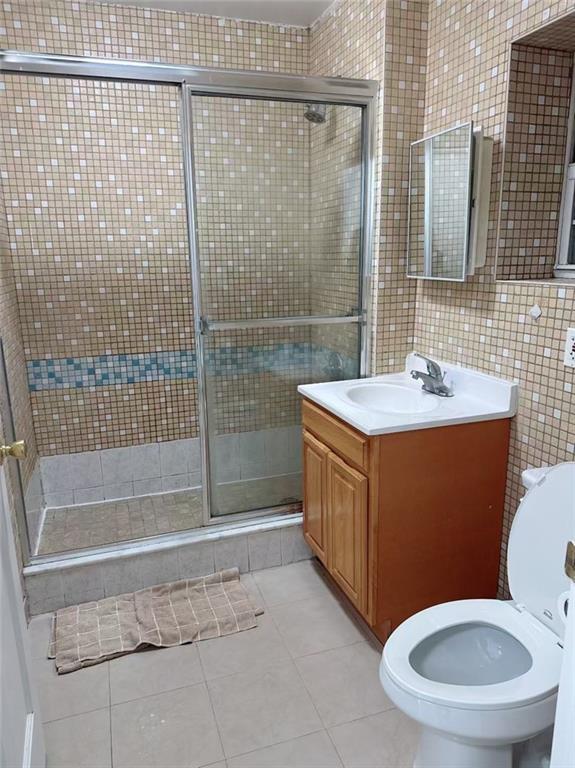 43-18 Robinson Street Flushing Flushing NY 11355