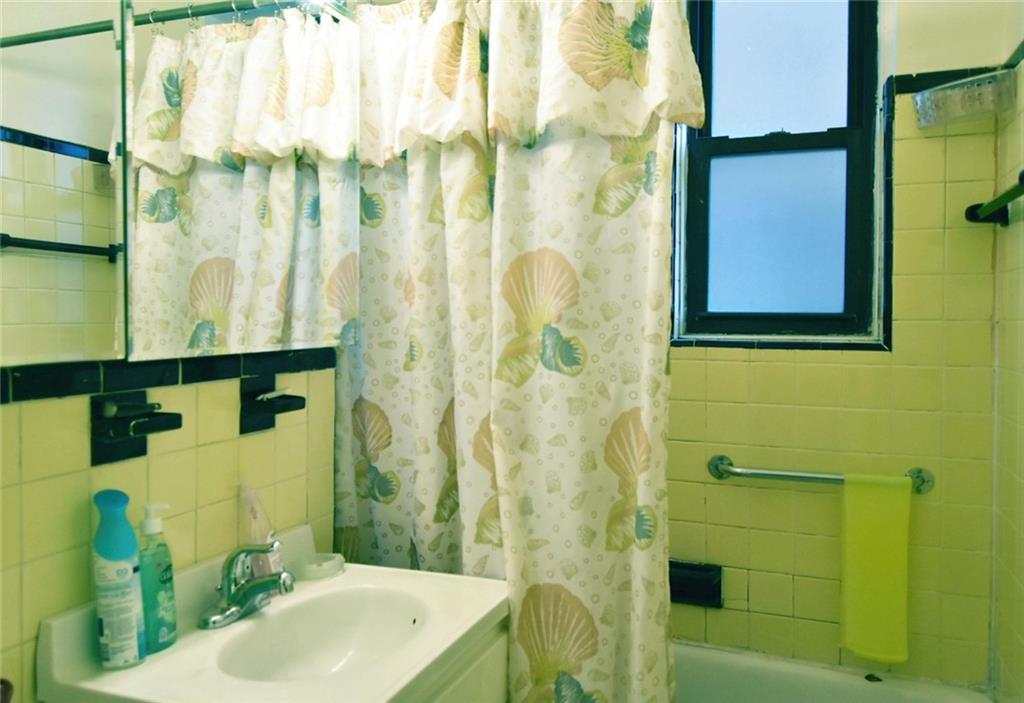 2940 Ocean Avenue Sheepshead Bay Brooklyn NY 11235