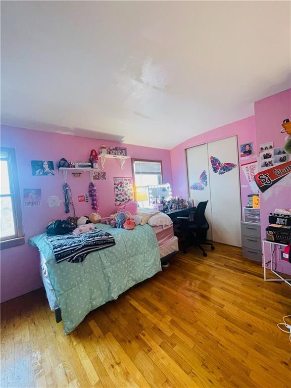 12 Kingsbridge Avenue Bulls Head Staten Island NY 10314