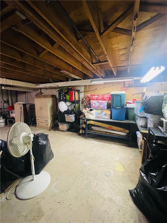 12 Kingsbridge Avenue Bulls Head Staten Island NY 10314