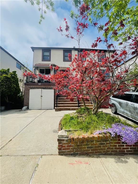 12 Kingsbridge Avenue Bulls Head Staten Island NY 10314