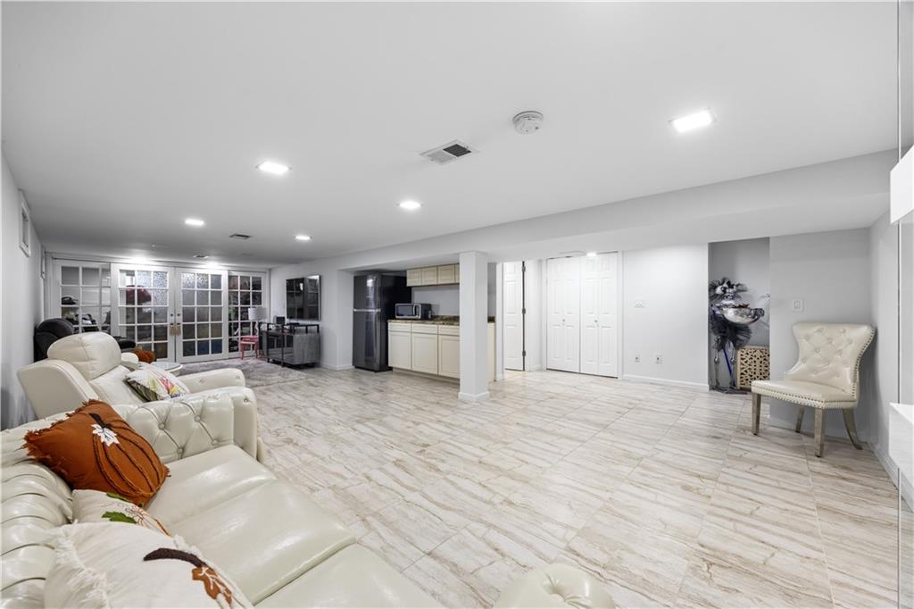 223 Park Street Richmond Town Staten Island NY 10306