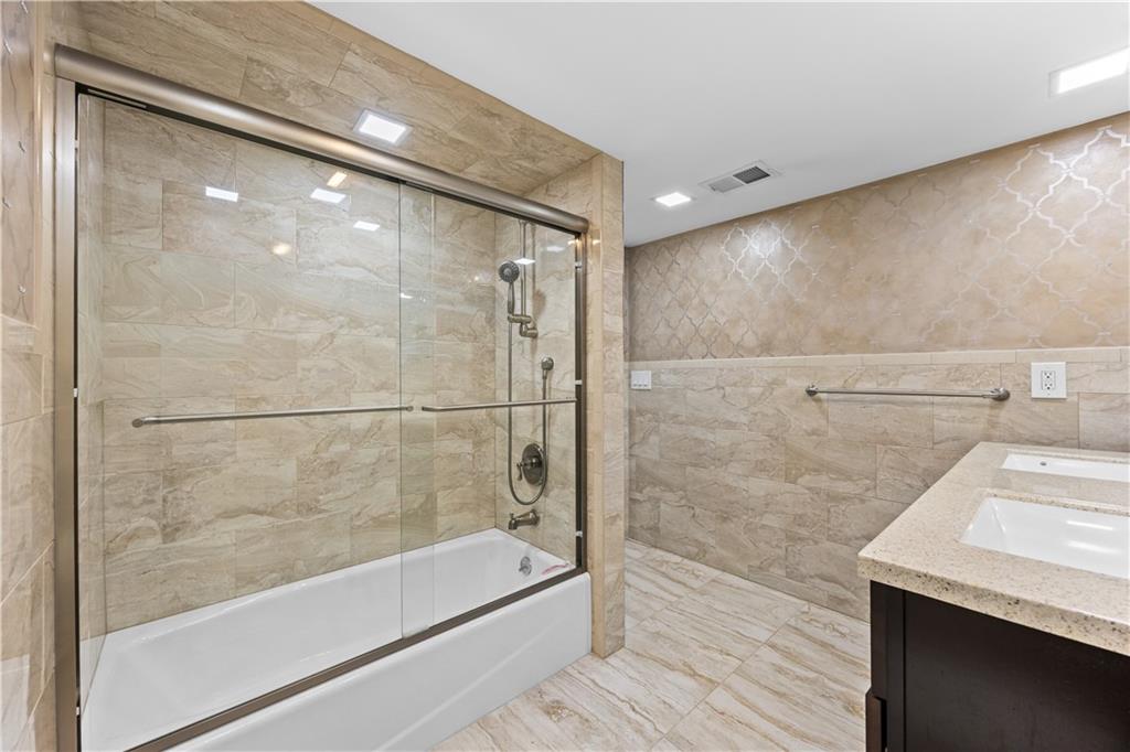 223 Park Street Richmond Town Staten Island NY 10306