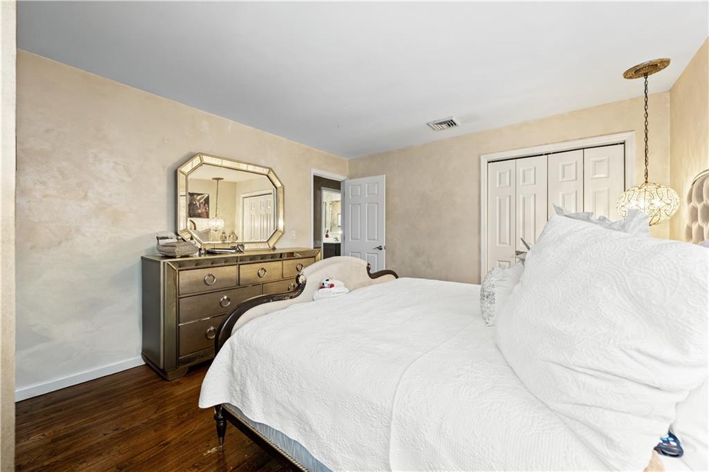 223 Park Street Richmond Town Staten Island NY 10306