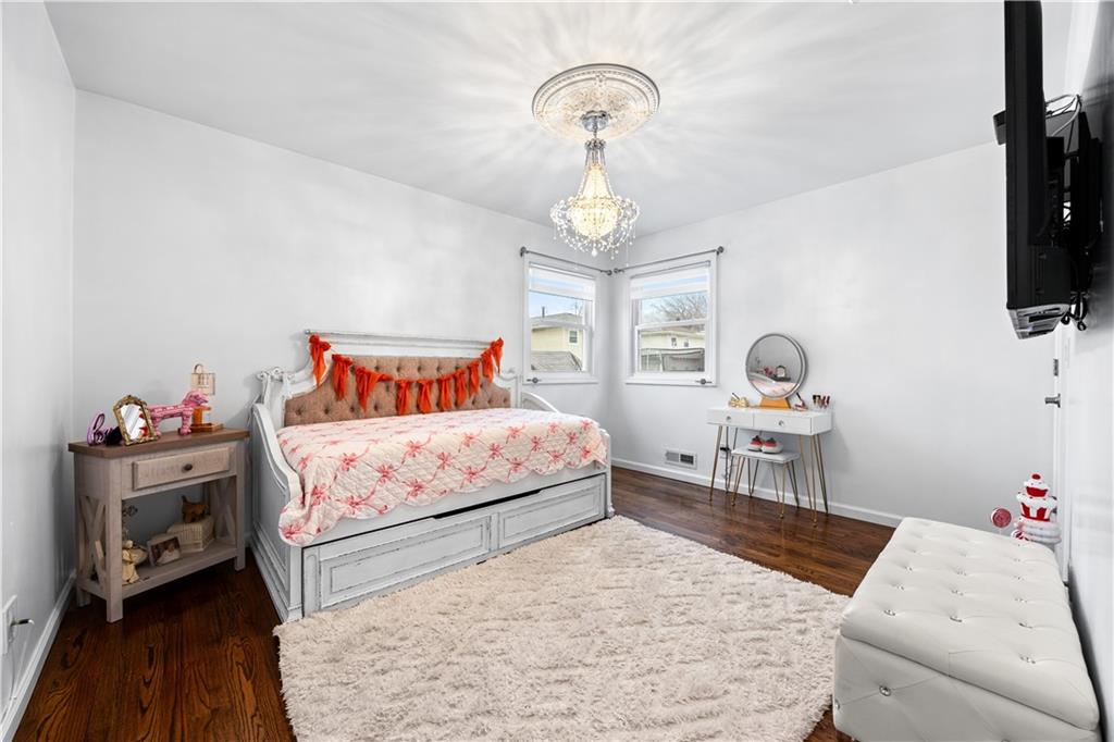 223 Park Street Richmond Town Staten Island NY 10306