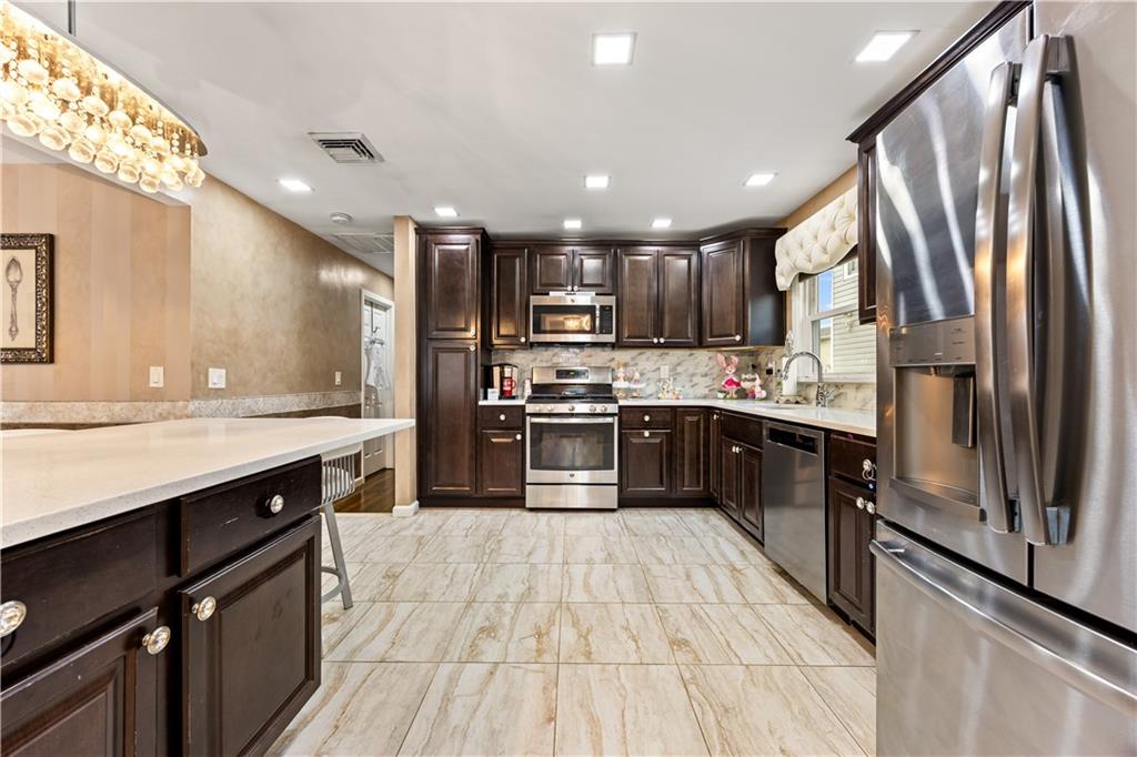 223 Park Street Richmond Town Staten Island NY 10306