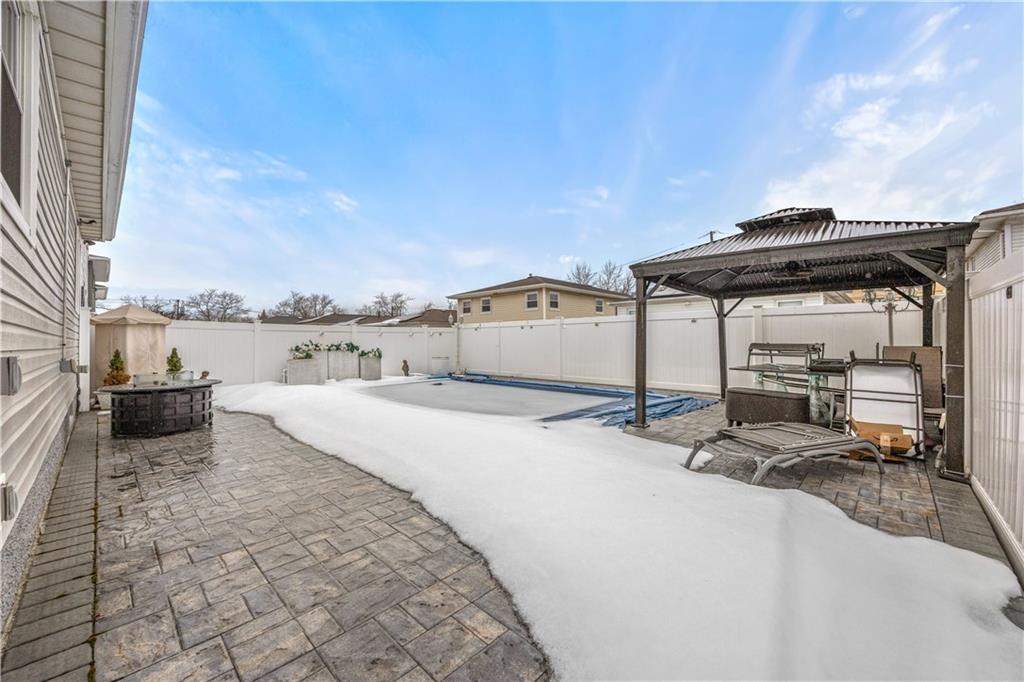 223 Park Street Richmond Town Staten Island NY 10306