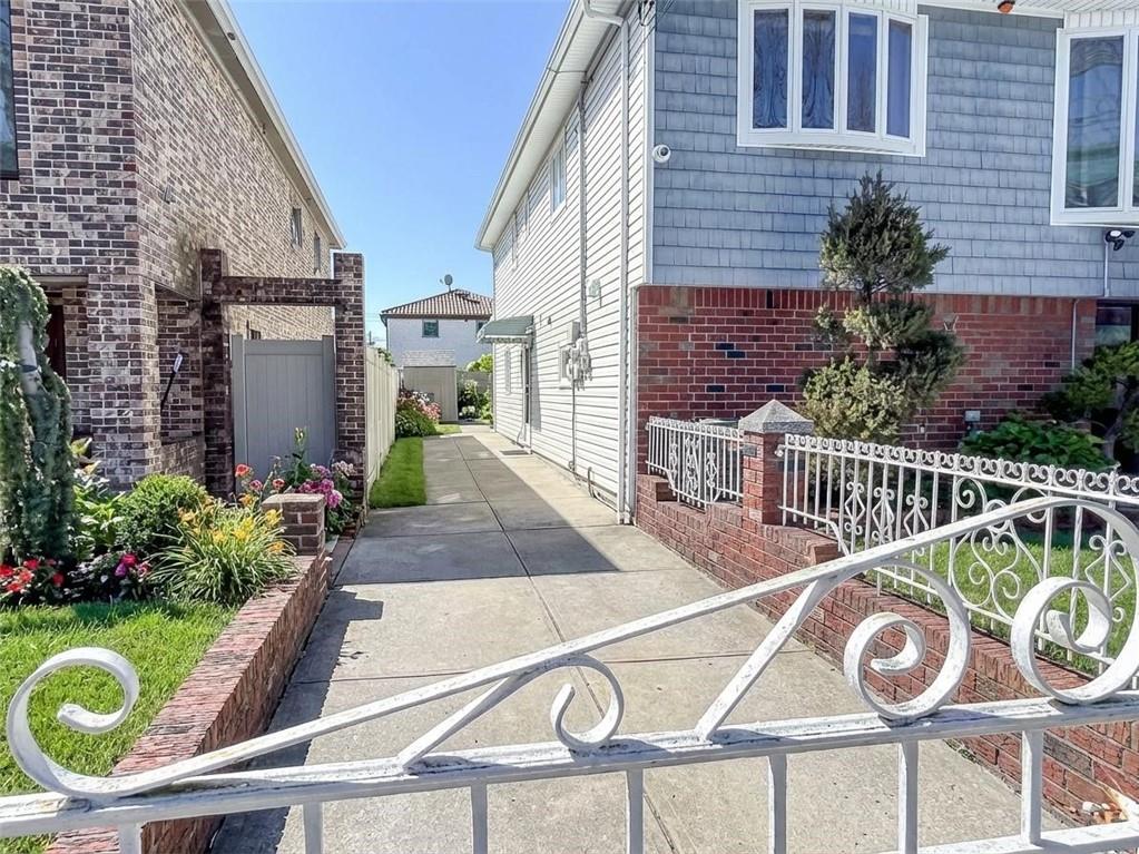 159-32 88th Street Howard Beach Queens NY 11414