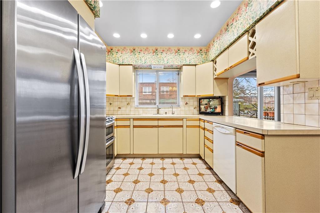 2739 Brown Street Sheepshead Bay Brooklyn NY 11235