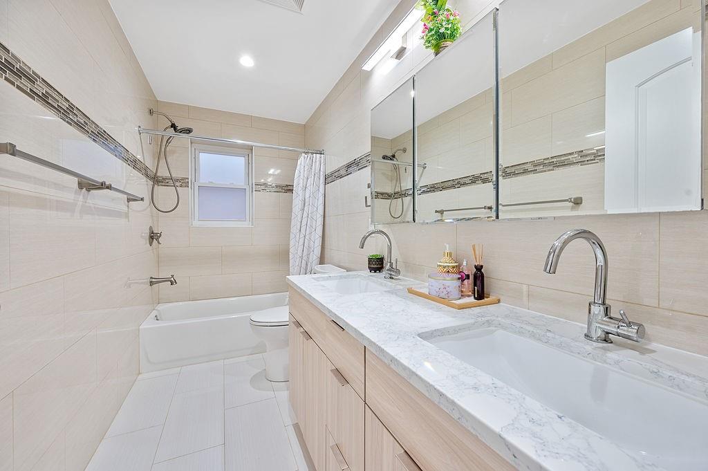 946 78th Street Bensonhurst Brooklyn NY 11228