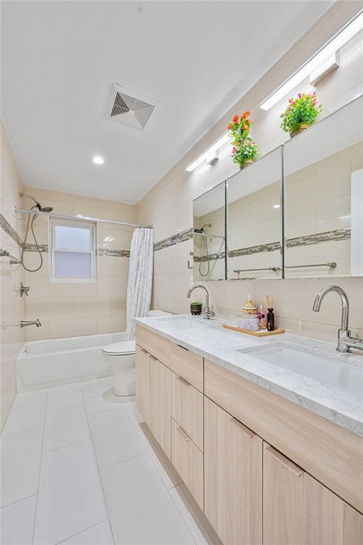 946 78th Street Bensonhurst Brooklyn NY 11228