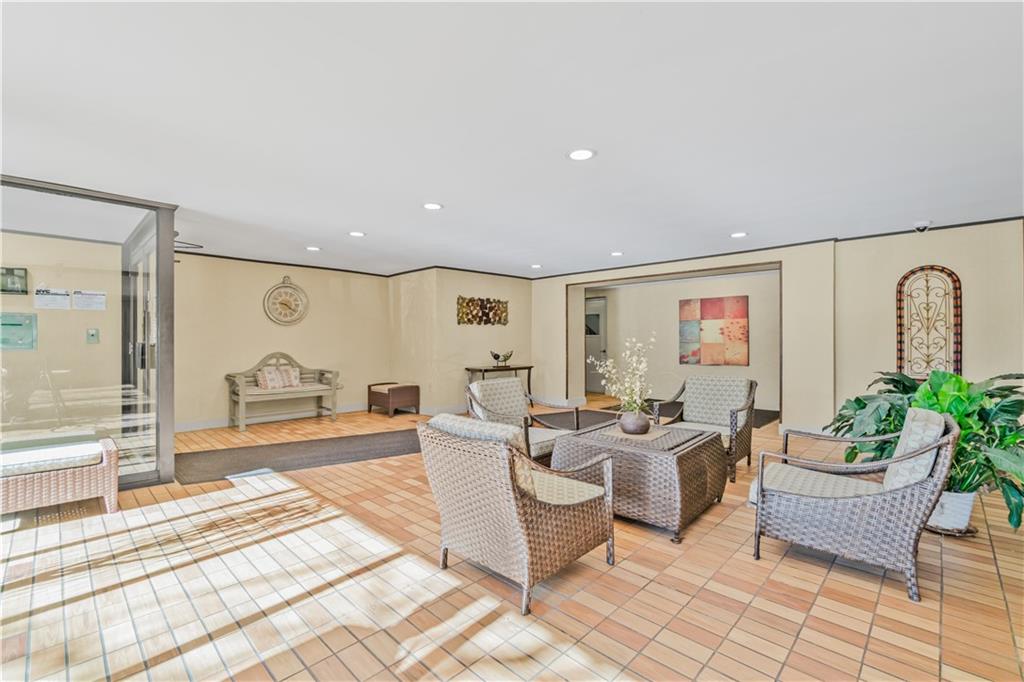 830 Howard Avenue Sunnyside Staten Island NY 10301