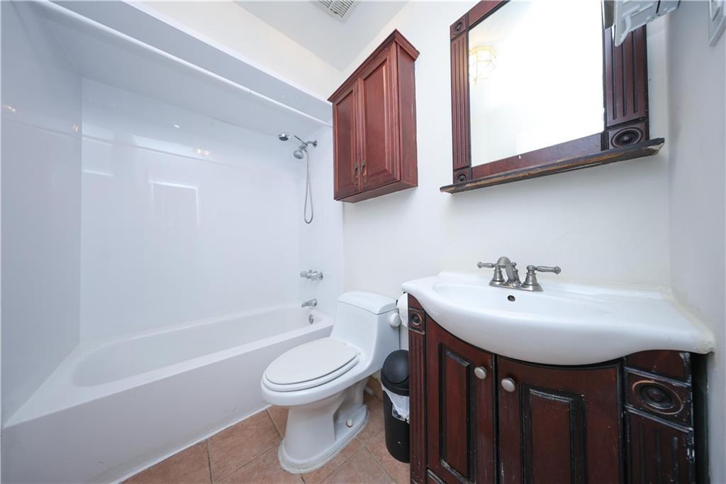 189 Quintard Street Arrochar Staten Island NY 10305