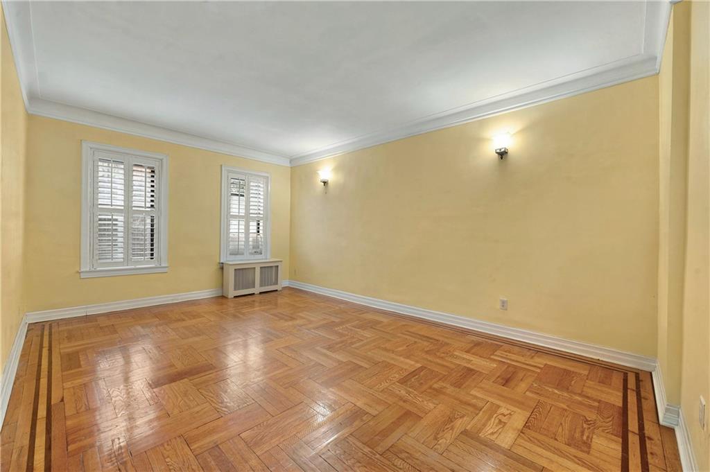 8344 Lefferts Boulevard Kew Gardens Kew Gardens NY 11415